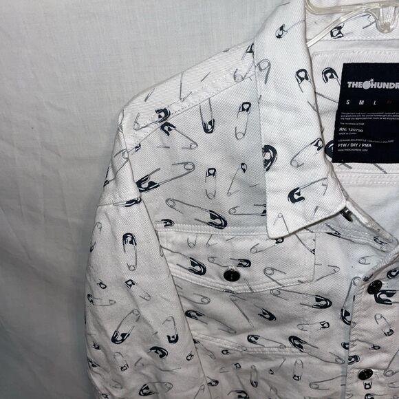 The Hundreds Men’s Denim Shacket Size XL White Safety Pin Motif Streetwear NWT - Picture 5 of 12